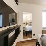 Holidays - By Myhomeincomo Pensión Argegno