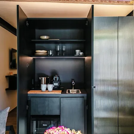 Гостевой дом Holidays - By Myhomeincomo 3*