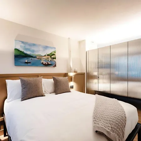 Holidays - By Myhomeincomo 게스트하우스 3*